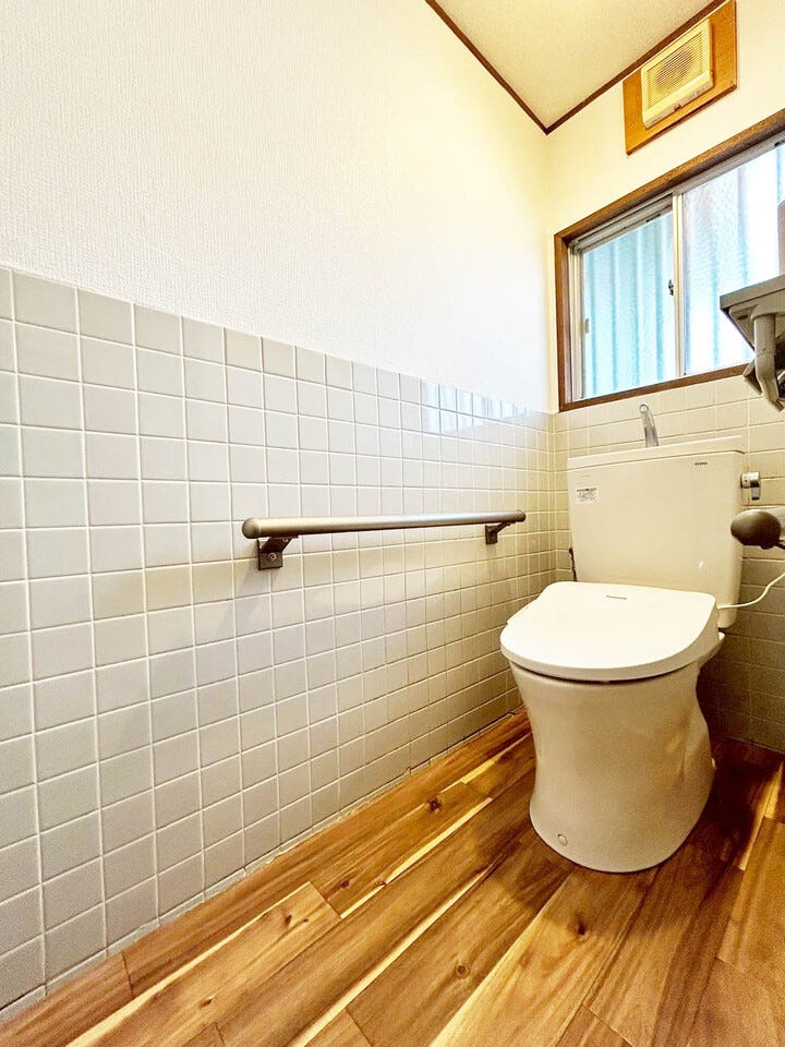 【LDK15帖以上】全居室6帖以上♪浴室に窓♪小学校まで徒歩約5分♪日当たり良好♪