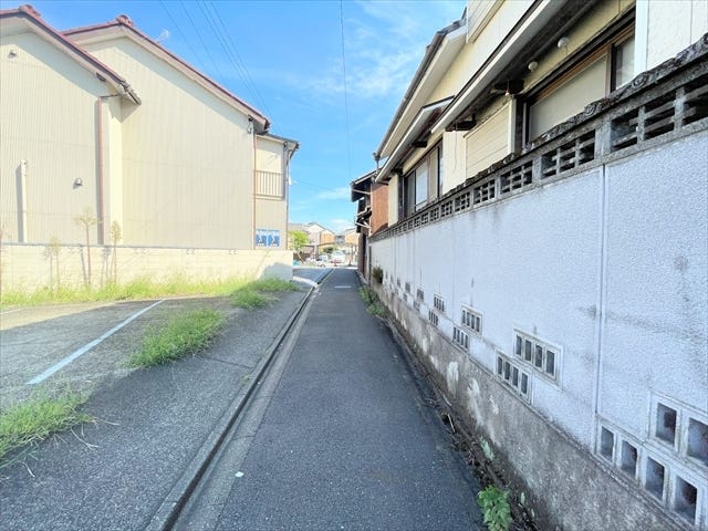 ・バロー東起店まで徒歩16分(約1260m)
・Vドラッグ下之一色店まで徒歩10分(約800m)