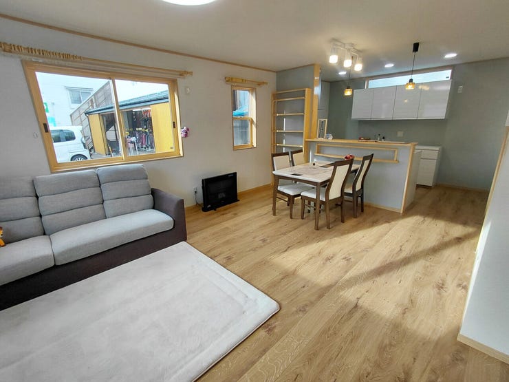 (完成予想図)
◎現地案内予約受付中!◎
完成済の他現場を内覧できます♪完成後のイメージとしてぜひご内覧ください。お気軽にお問い合わせください!