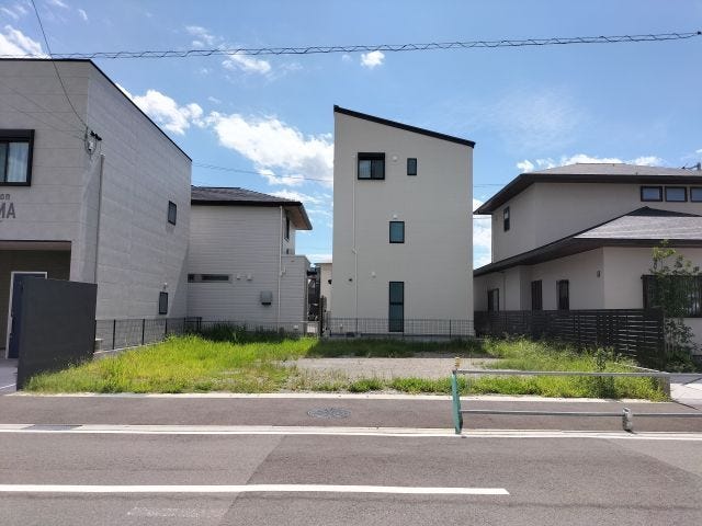 【外観】
2025/9/21 12時頃撮影