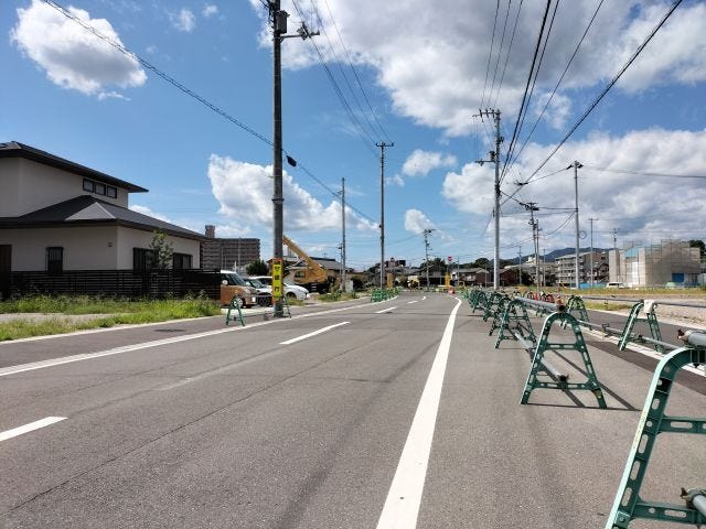 北側道路 東から西方向