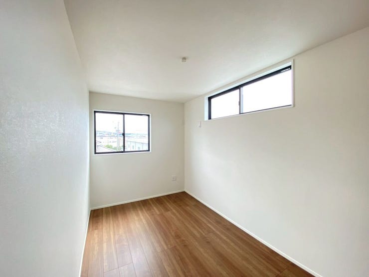 3F洋室
お子様のお部屋、書斎、趣味部屋として使い勝手は
広がります♪