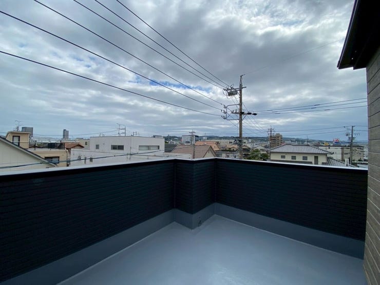 3Fバルコニー
お子様のプール、BBQができる広めのバルコニー♪