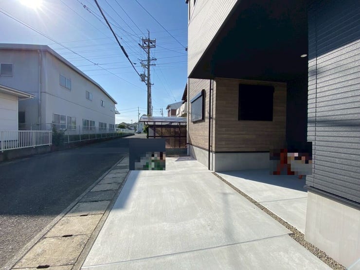 角地にあるため駐車しやすく、出やすいです♪