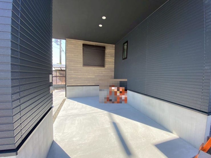 屋根付きなので雨の日も安心♪