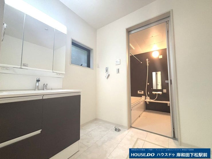 洗面台・洗面所ご家族の1日が始まり、1日の終わりを締めくくる洗面空間。