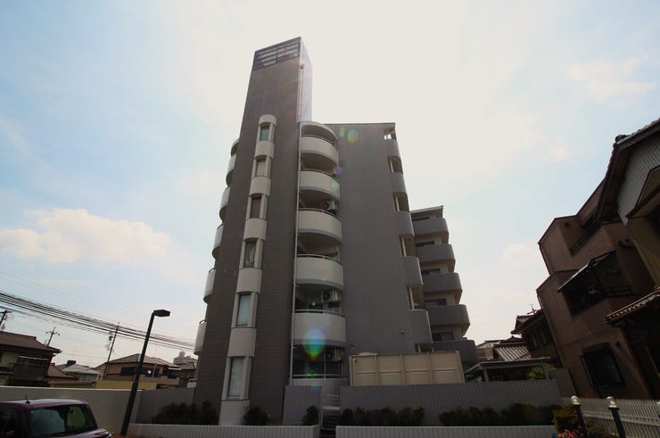 6階建てのマンションの5階部分のお部屋で、眺望良好です。