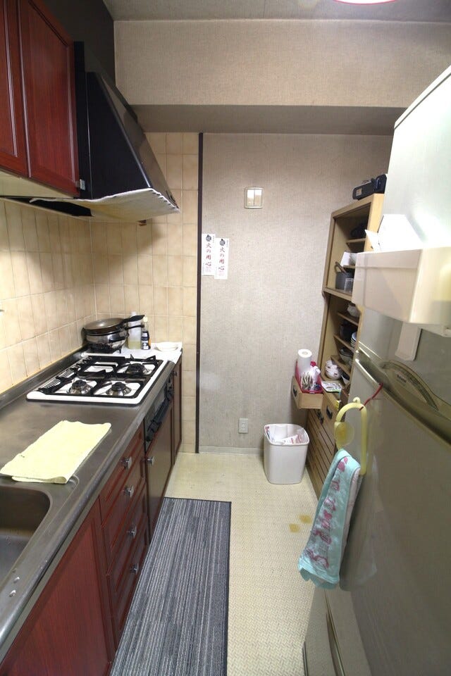 同時にお料理のできる三口コンロ!効率アップ間違いなしですね♪火を使って作る中華料理や炒め物などお料理の幅が広がります!