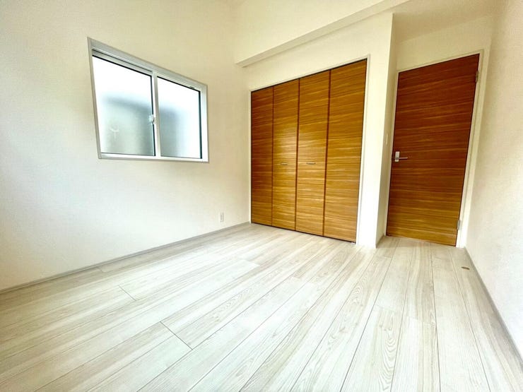 【Bedroom】南西に位置する5.0帖洋室別角度