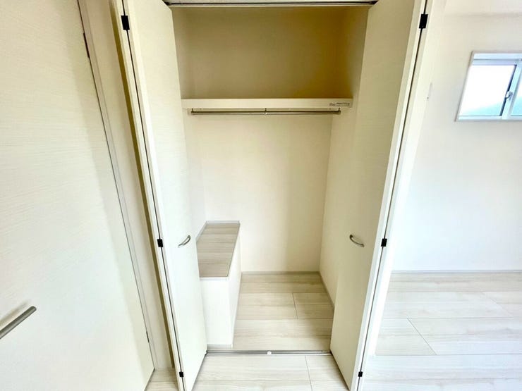 【Bedroom】北側6.0帖洋室クローゼット