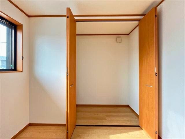 2階西側洋室収納
(2026年2月5日 撮影)