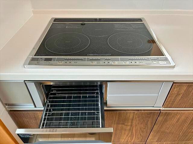 三口コンロ&グリル
(2026年2月5日 撮影)