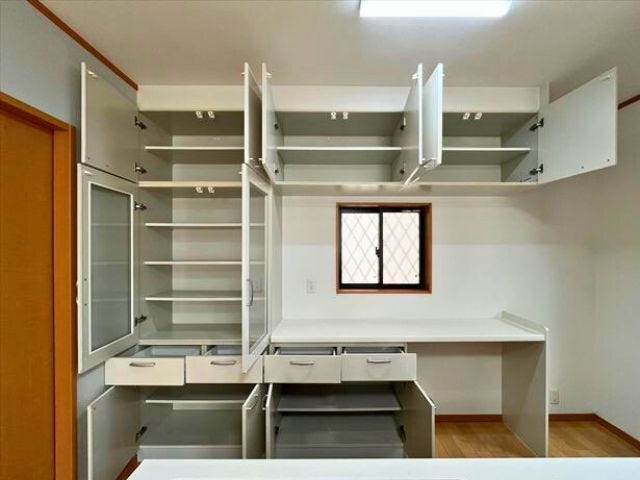 収納力◎カップボード
(2026年2月5日 撮影)