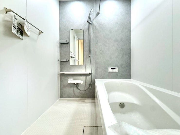 【Bathroom】リラックスできる空間で、一日の疲れを癒し、心身共にリフレッシュできます。