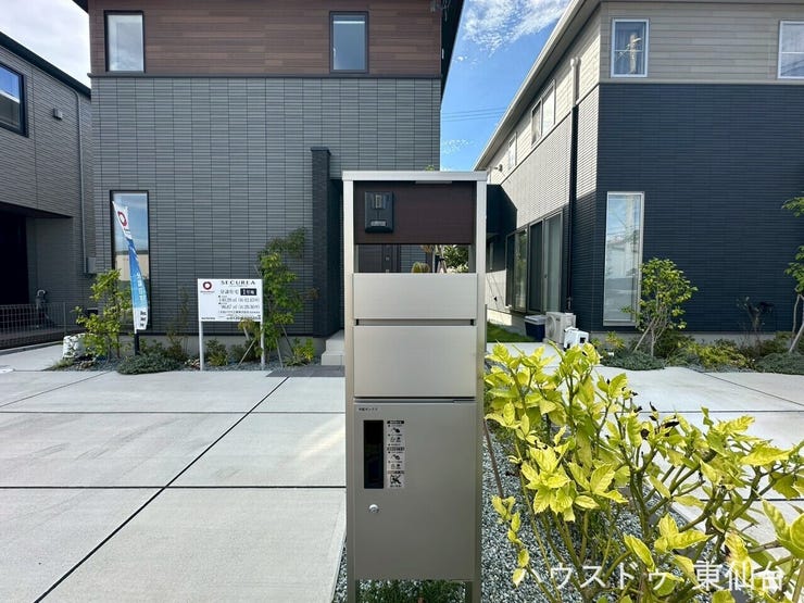 機能美を感じさせるポスト・宅配ボックスです♪