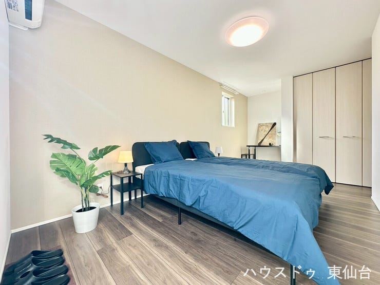 クロゼット横のスペースは、ちょっとしたワーキングスペースにもってこいな雰囲気でした♪