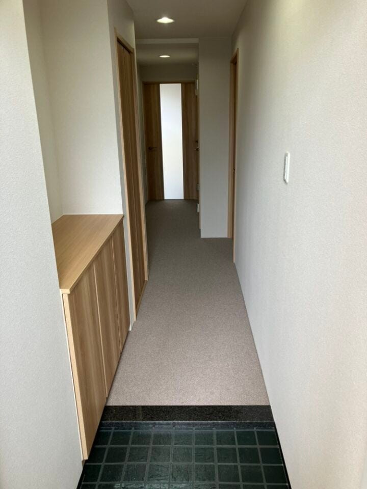 【玄関】