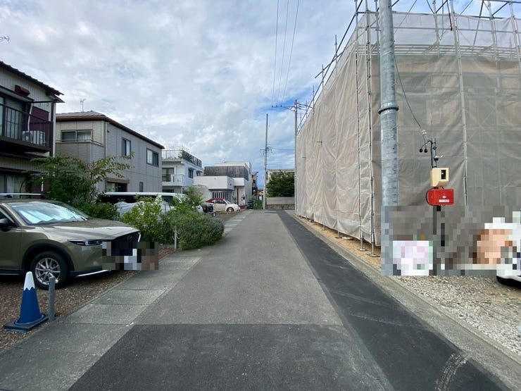 交通量が少なく、駐車も安心して可能です!