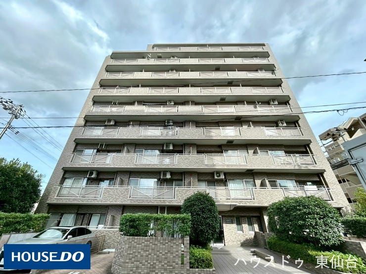 【外観】
地下鉄【北四番丁駅】徒歩9分!
コンビニ・スーパー徒歩5分圏内の好立地物件♪
オートロック、防犯カメラ付きで防犯対策もバッチリ♪