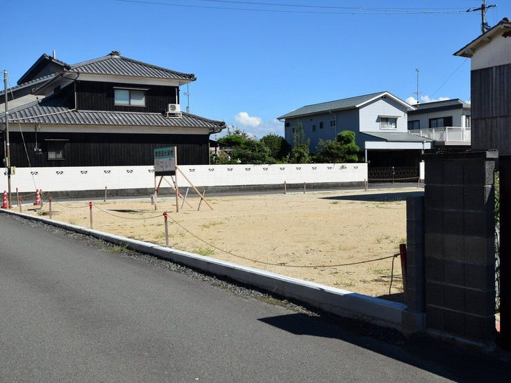 外観を北西側より撮影