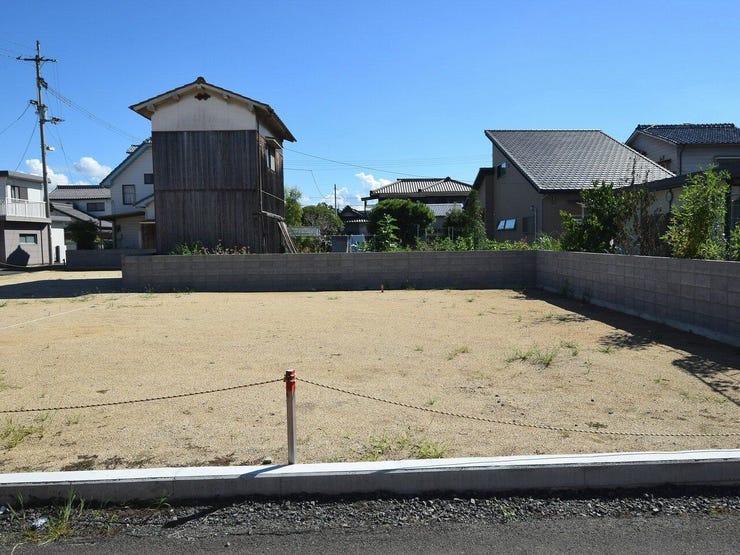 外観を北側より撮影