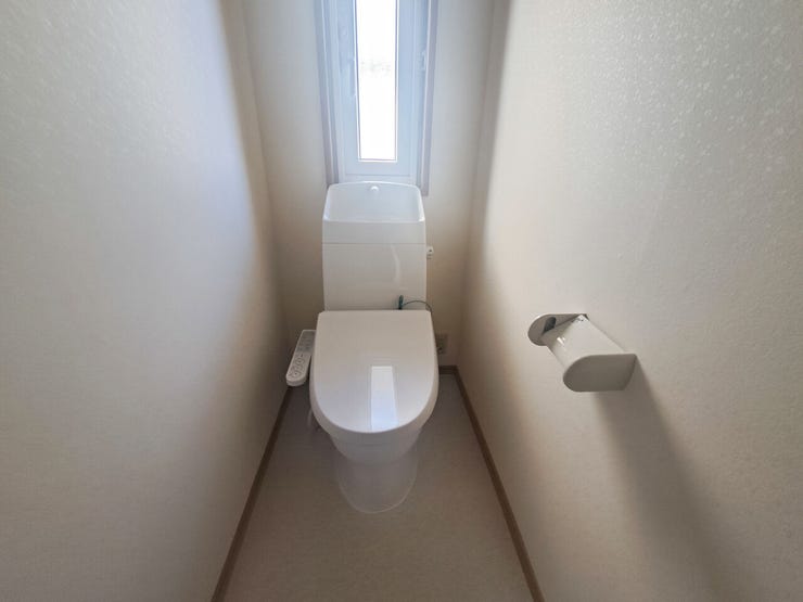 室内(2025年10月)撮影
◎現地案内予約受付中!◎
温水洗浄便座仕様なので快適にお使いいただけます◎