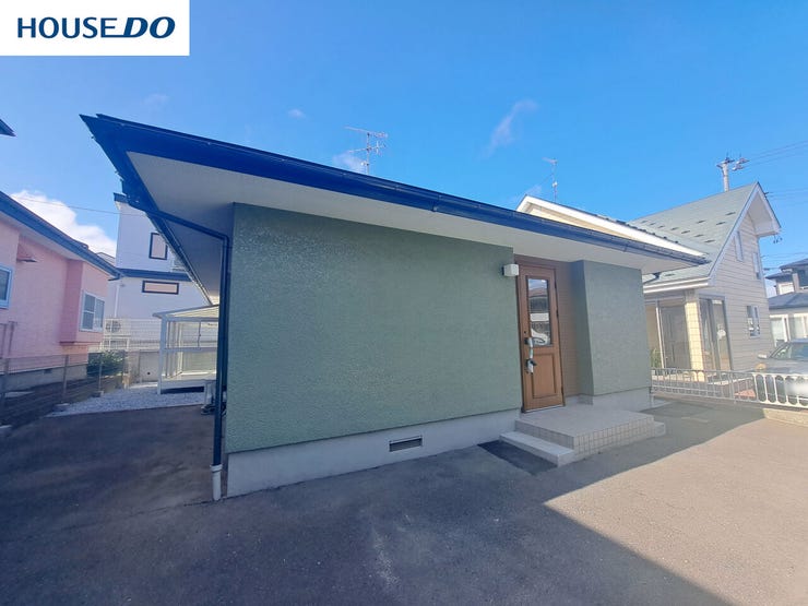 【外観】
現地(2025年10月)撮影
◎現地案内予約受付中!◎
詳細は、ハウスドゥ  八戸田向までお気軽にお問い合わせくださいませ♪