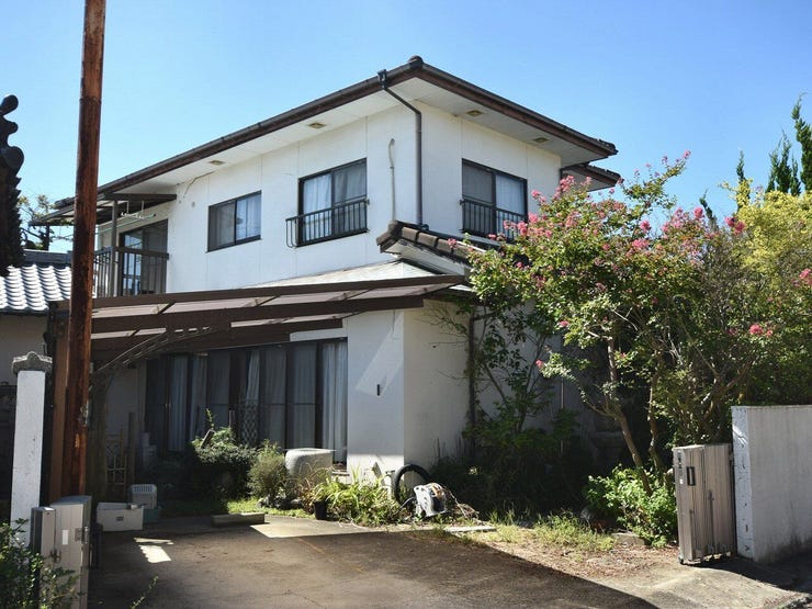 【外観】
外観を南東側より撮影