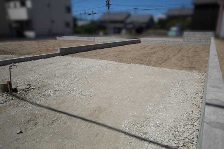 『4号地』
*ゆとりある間口!*
【ハウスドゥ  緑区徳重フリーダイヤル】
0120-879-101