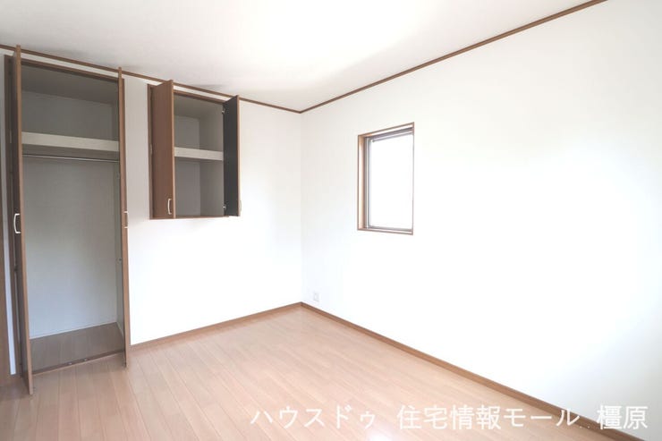 【6帖】フローリング貼でお掃除楽々!いつも清潔に保てます。