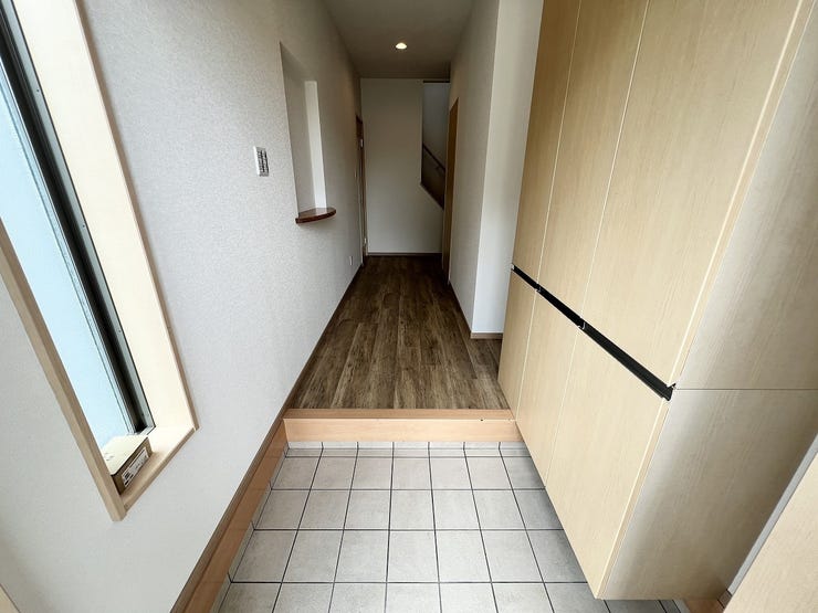 玄関も収納スペース充実♪