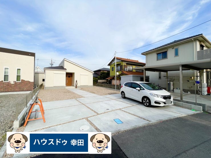 【駐車場】
駐車6台可能!