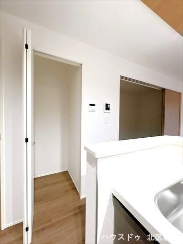 パントリー:あると便利なパントリーが付いています♪食品や生活用品のストックもスマートに保管しておくことが出来ます。