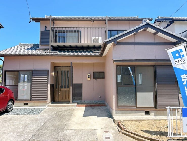 【外観】
南側道路接道につき、日当たり良好♪
整形地
閑静な住宅街