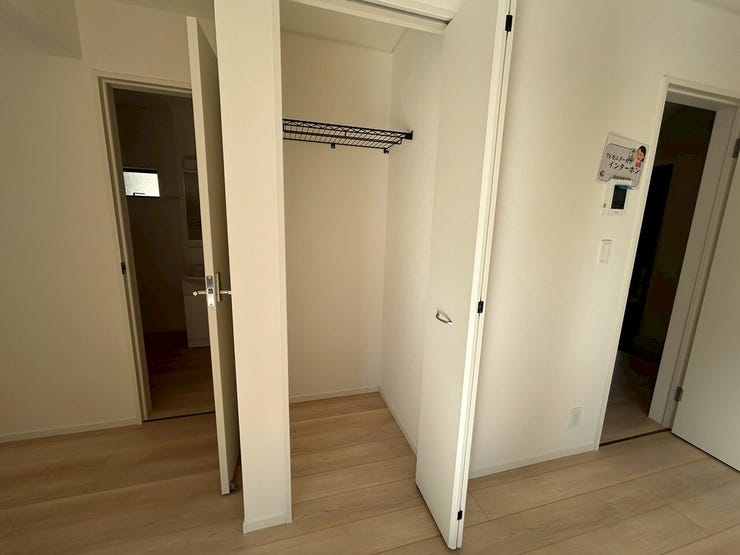 リビングに収納があると実はとっても便利なんです!