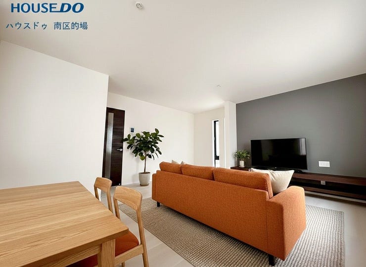 【リビング】
家具はCGイメージです。販売価格には含まれません。