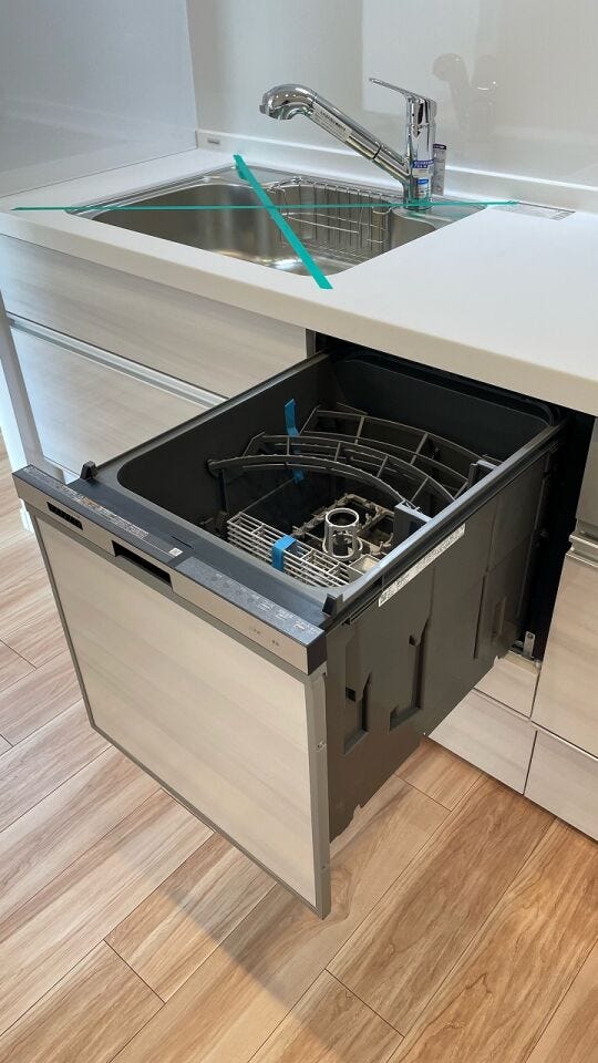 家事短縮に大活躍の食洗機は忙しい主婦の強い味方!手荒れが心配なママにも嬉しい設備ですね