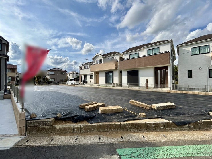 分譲地であり、同じような時期に暮らし始めるため、顔見知りも出来やすくて何かと安心です!