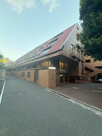 港区赤坂８丁目