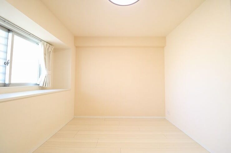 日当たりが良好なのでお昼は電気が要らない