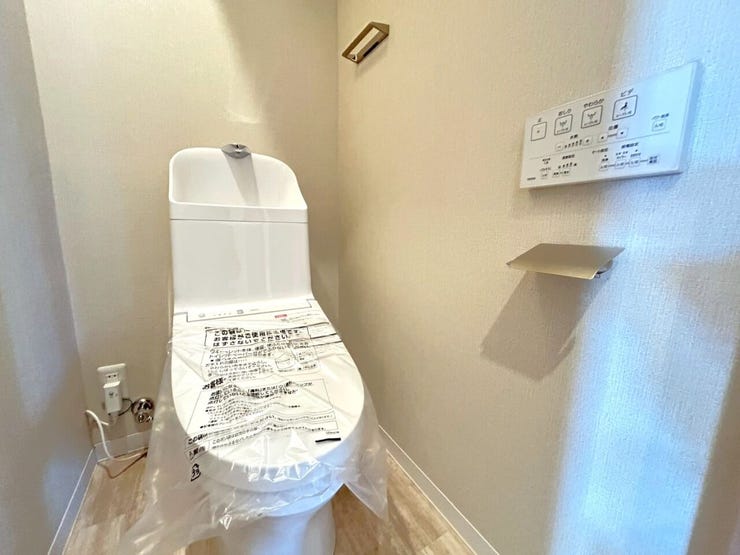 室内リフォーム完了しました!
内覧等をご希望の方は、お気軽にお問い合わせください♪