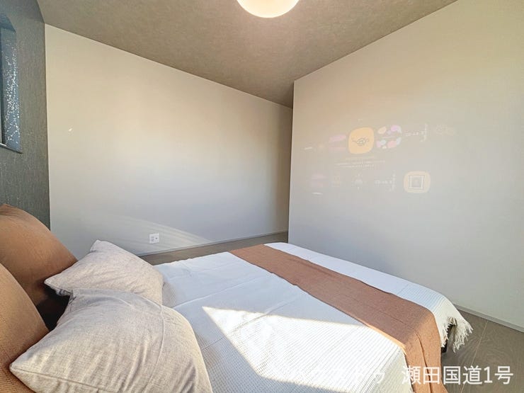 2F7帖洋室です。