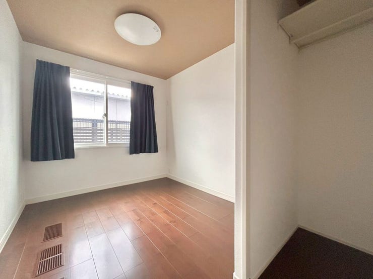 フローリング仕様だからお掃除も楽々!いつも清潔に保てます!