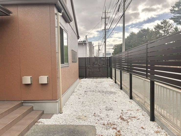 目隠しフェンス付き!プライバシーがしっかり守られます!