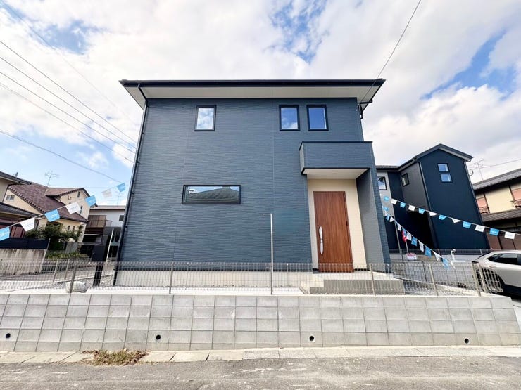 外構も綺麗に施工されているので、お手入れも楽です。