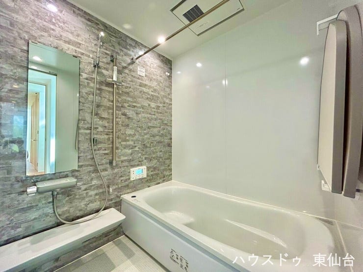 無駄を削ぎ落とした美しさ。洗練されたバスルームが暮らしを格上げ