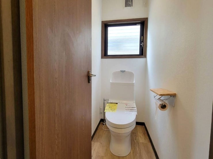 ◇トイレは嬉しい温水洗浄便座付♪