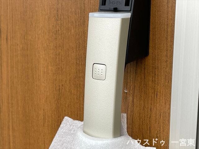 【スマートキー】
重い荷物を持っていてもスムーズに解錠できて便利ですね。