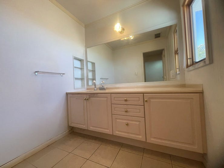 *2階洗面所*
※家具削除加工を行っており、写真はイメージです※