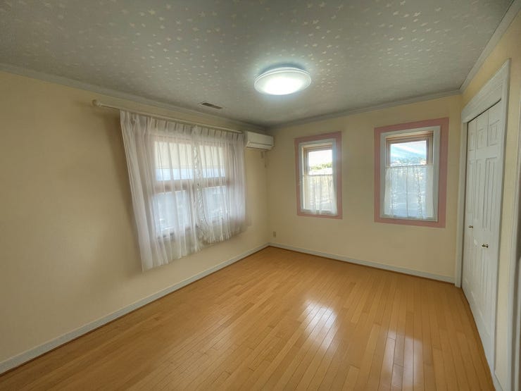 *2階7.2帖洋室*
※家具削除加工を行っており、写真はイメージです※